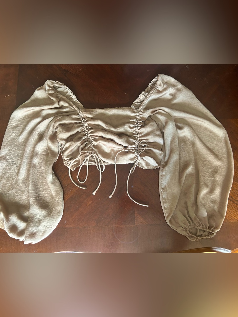 Ruched Drawstring Long-Sleeve crop Top